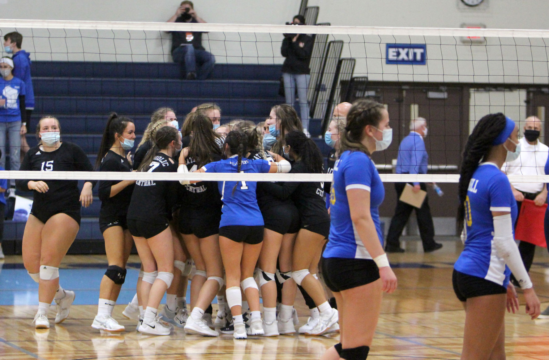 McDonell volleyball vs Catholic Central at Division 4 state championship 11-7-20